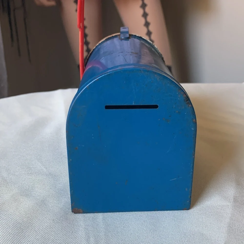 Vintage Bob Evans Farm Mailbox Piggy Bank